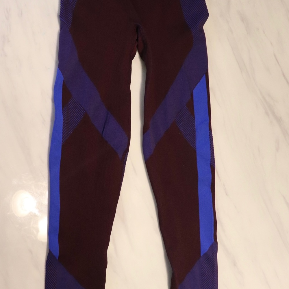 Pink Tights - Picture 3 of 4